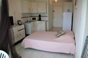 Studio 82, Héliopolis FGH au Village naturiste